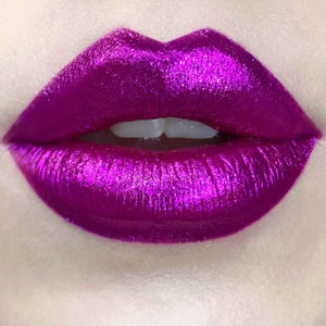Kat Von D Everlasting Glimmer Veil Liquid Lipstick Razzle (Vegan)